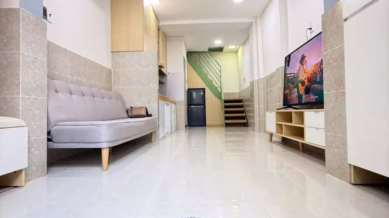 close: beautiful house in go vap - car alley - 3.55 billion (reduced 130 million)