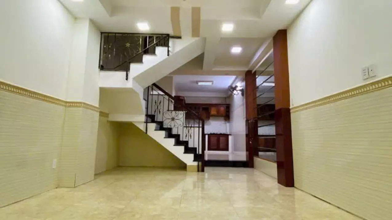 Tan Phu
