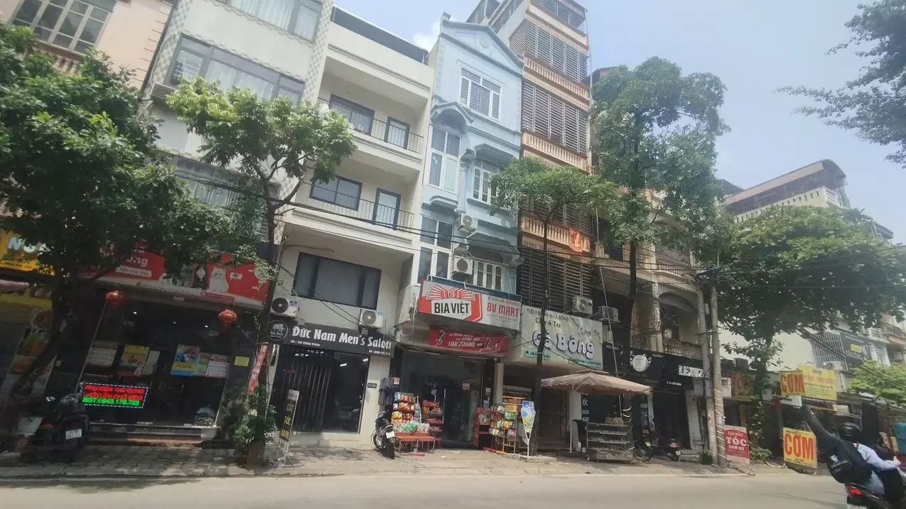 Ha Dong