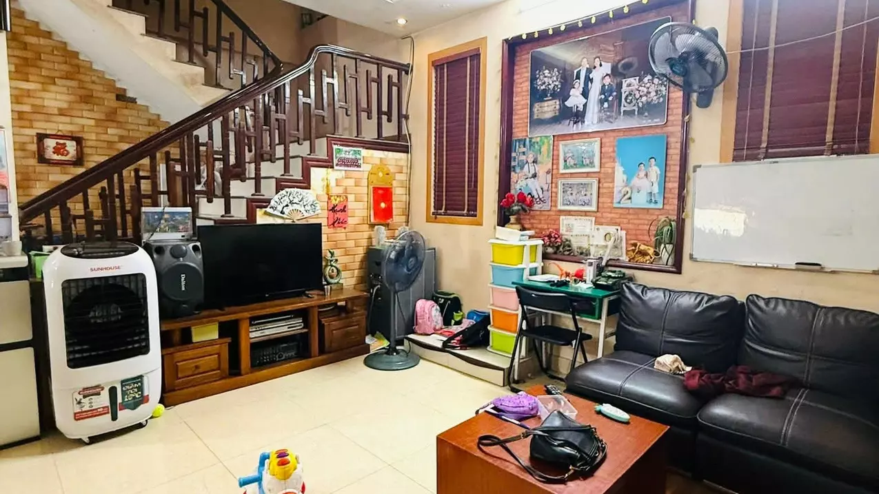Nam Tu Liem