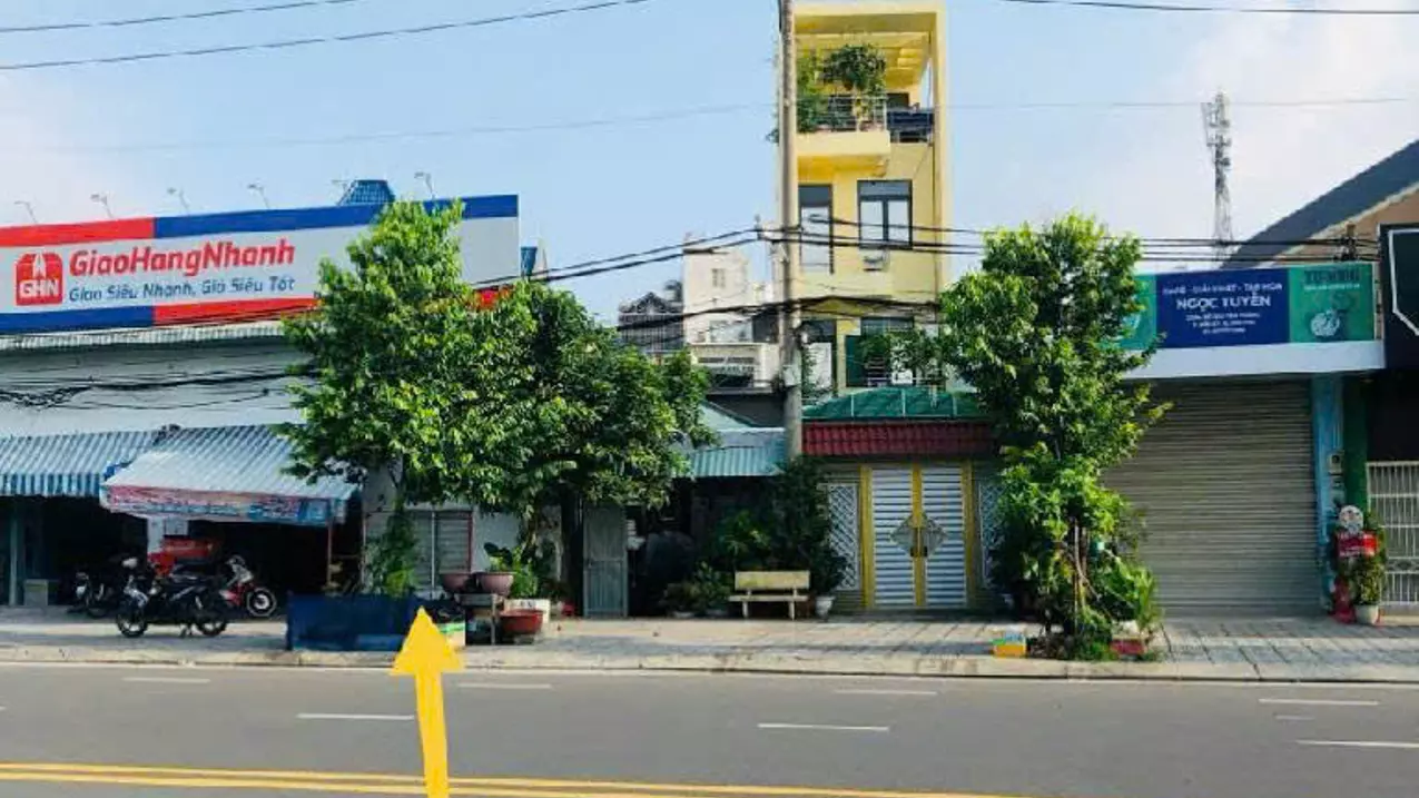 Tan Phu
