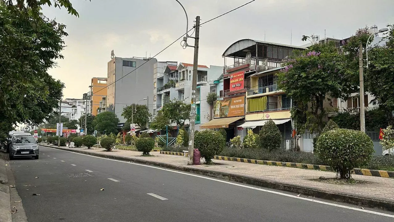 Tan Phu