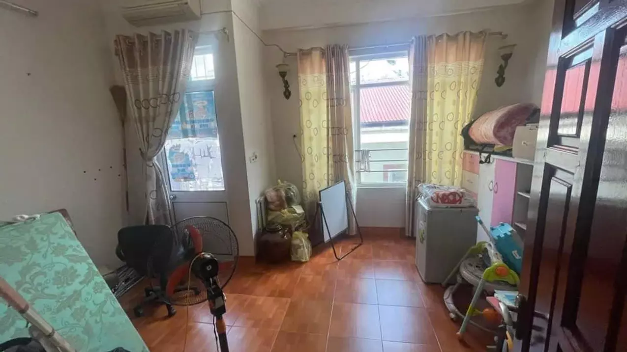 Nam Tu Liem