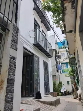 Phu Nhuan
