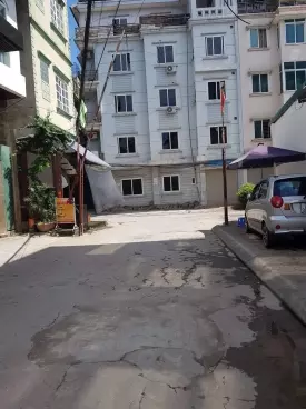 Nam Tu Liem