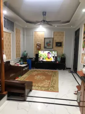 Nam Tu Liem