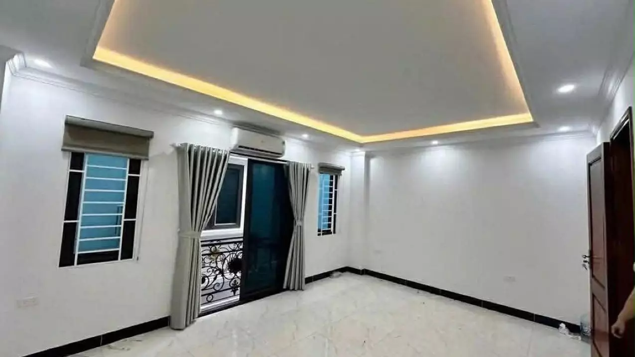 Nam Tu Liem
