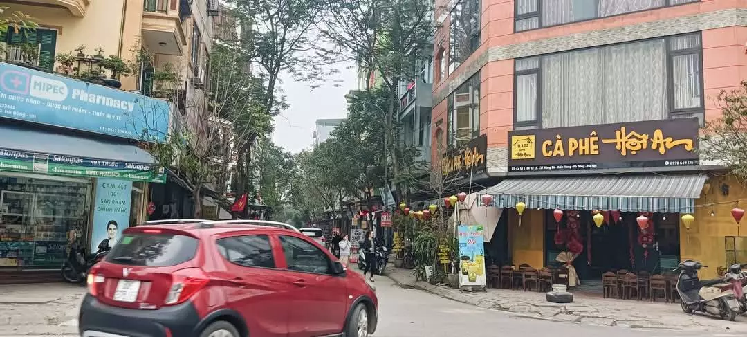 Ha Dong