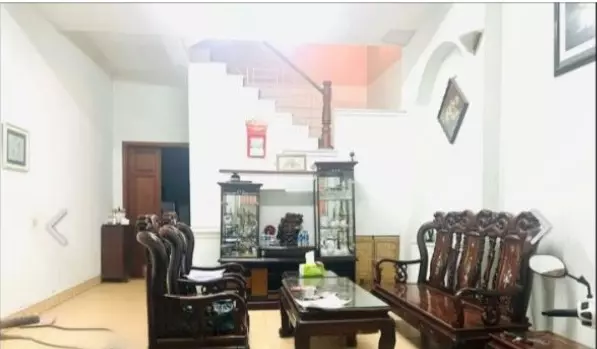 Nam Tu Liem