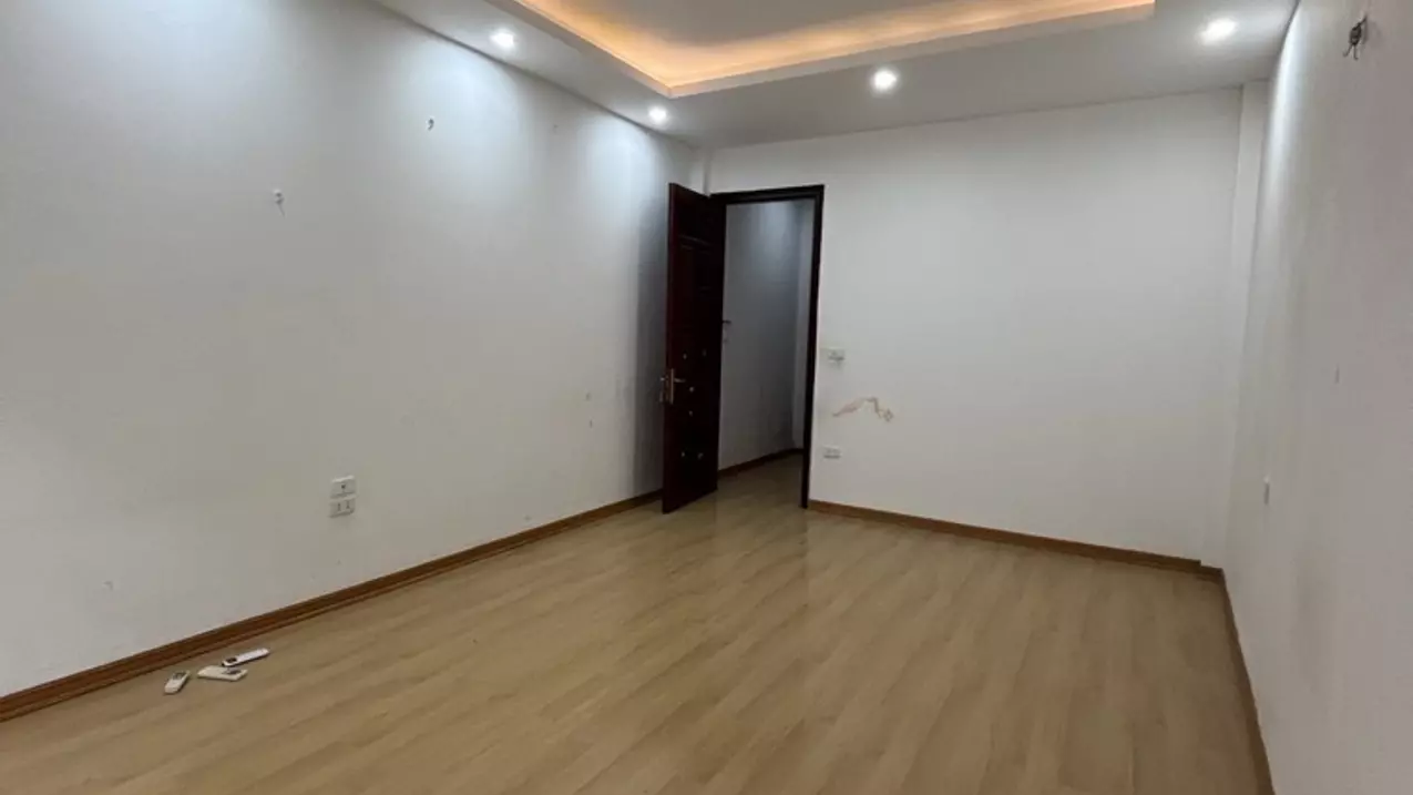 Nam Tu Liem