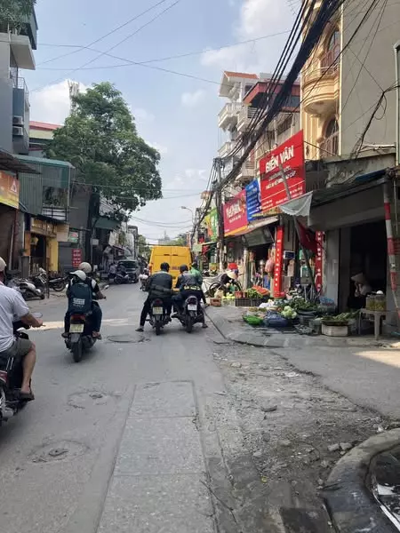 Hoang Mai