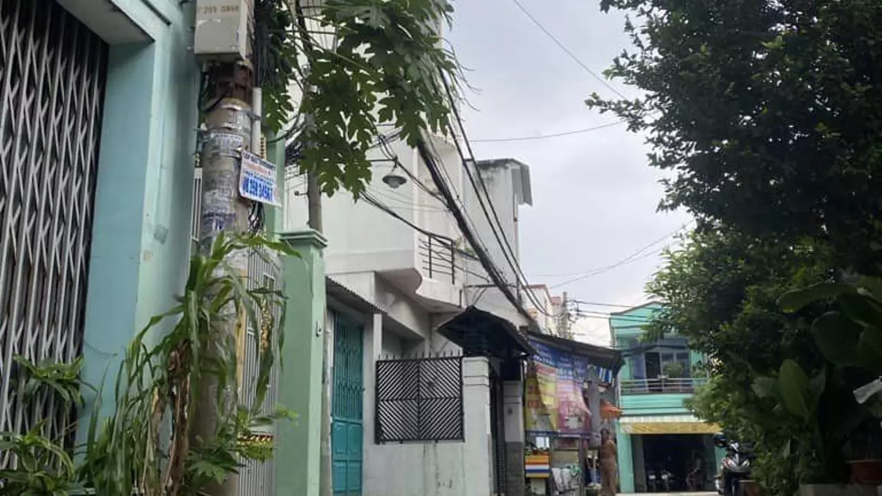 next to himlam area district 7 - 3-floor house - 4m always in front of the house - tran xuan soan - tan hung
