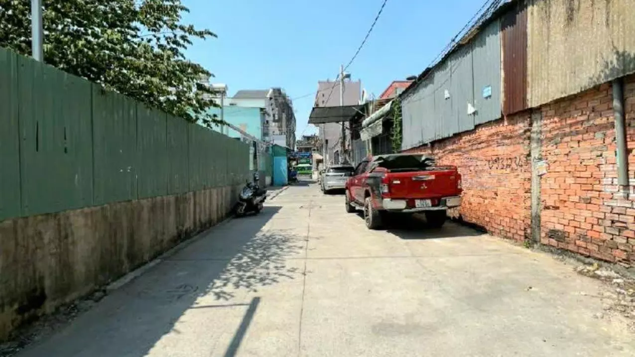 Tan Phu