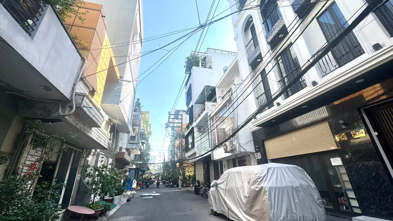 owner for sale 4-floor house front of vinh hoi street, district 4 - giang giang: