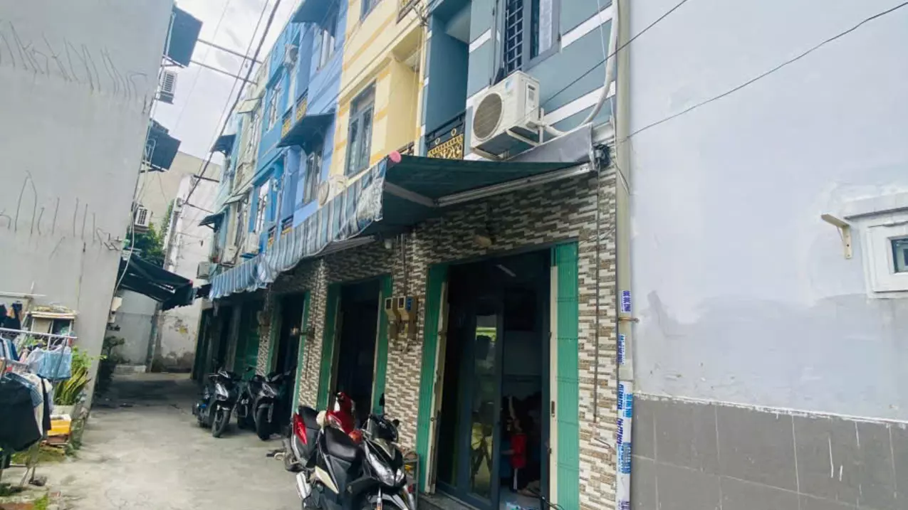 owner needs to sell house tl19 - near ga interface, cau dong market - district 12