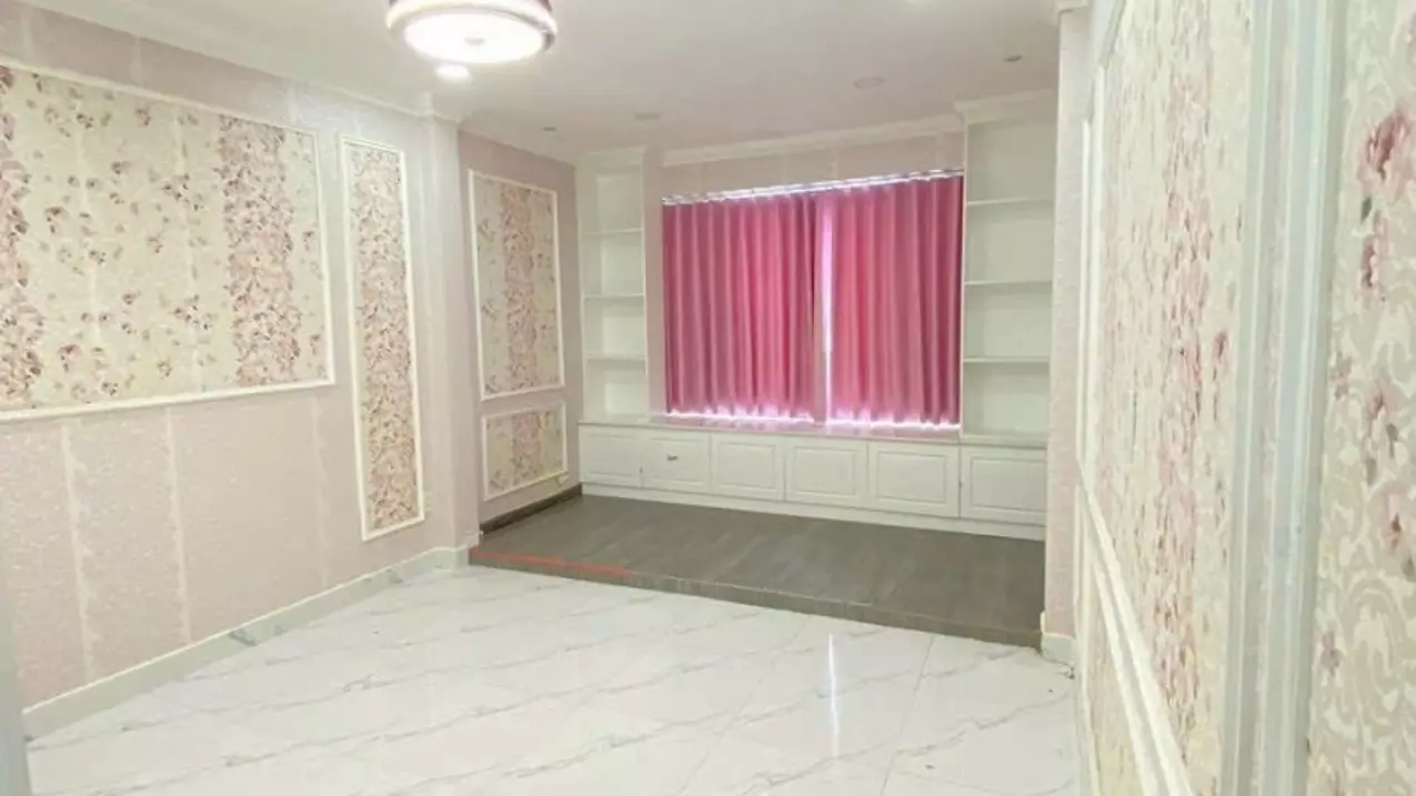 District 8