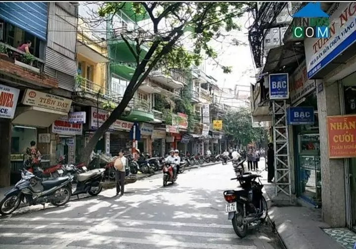 Hoan Kiem