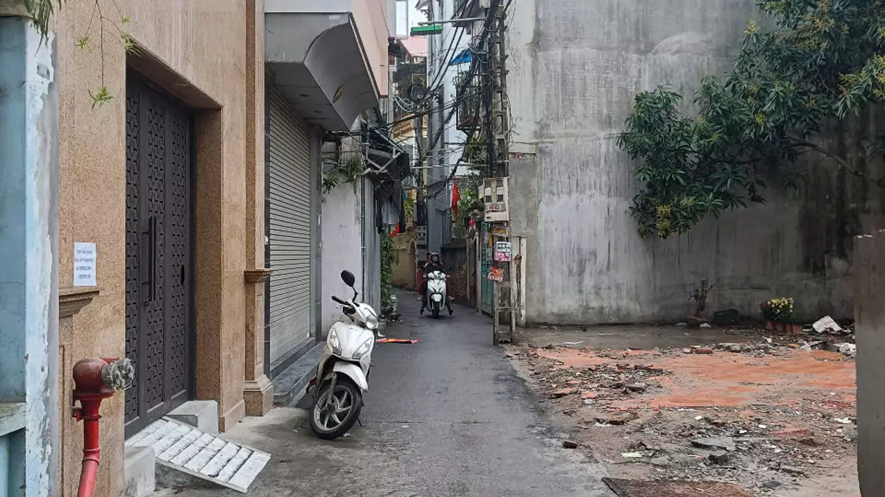 Nam Tu Liem