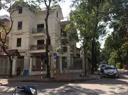 Nam Tu Liem