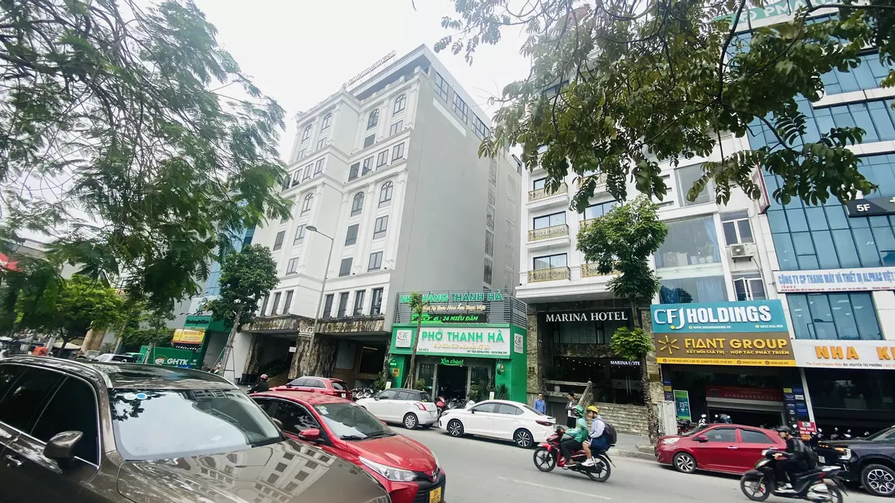 Nam Tu Liem