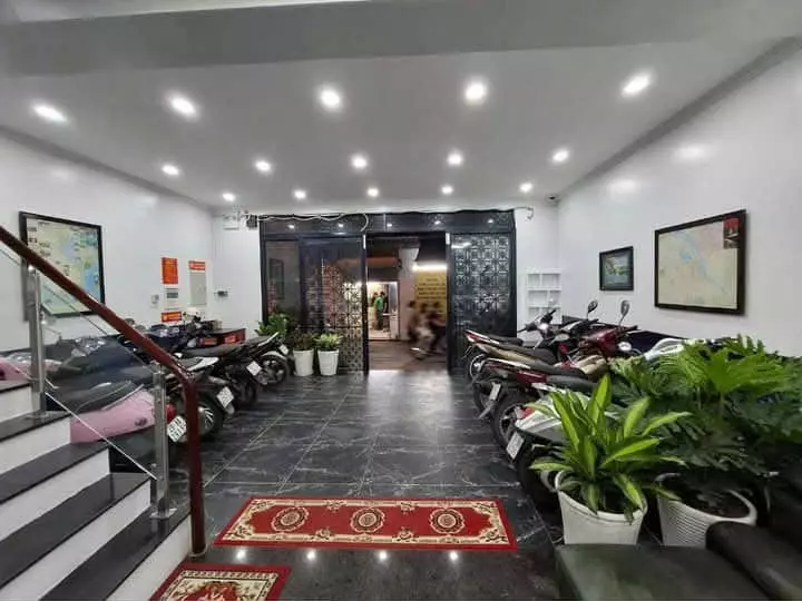Nam Tu Liem