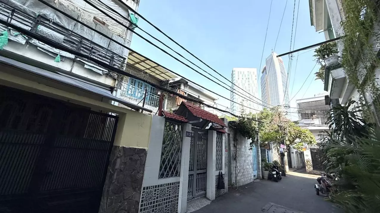selling land and giving a house - super term entrance - extremely price - exploiting as gdv - additional 13 billion