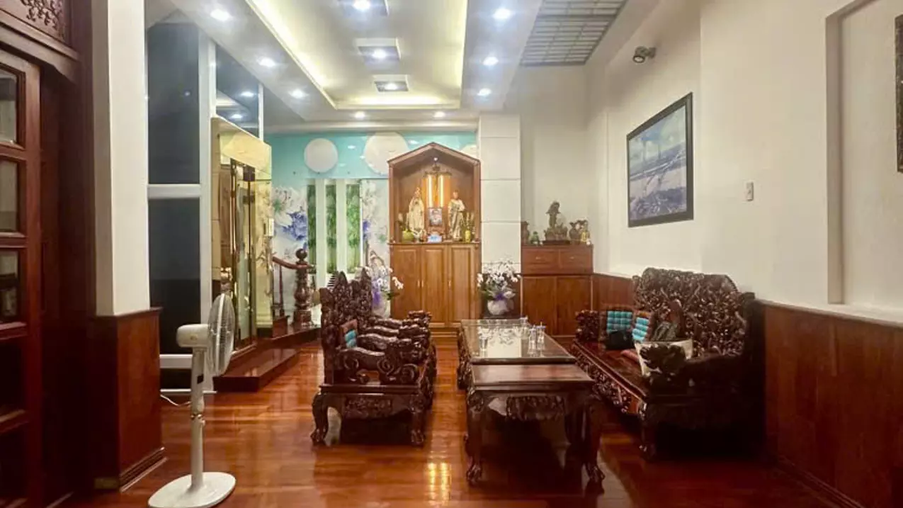 Tan Phu