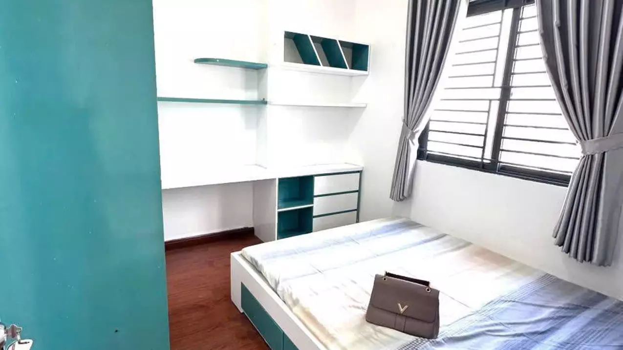 selling the highest quality apartment lot at cc 312 lac long quan, district 11. airy corner apartment of 70m2