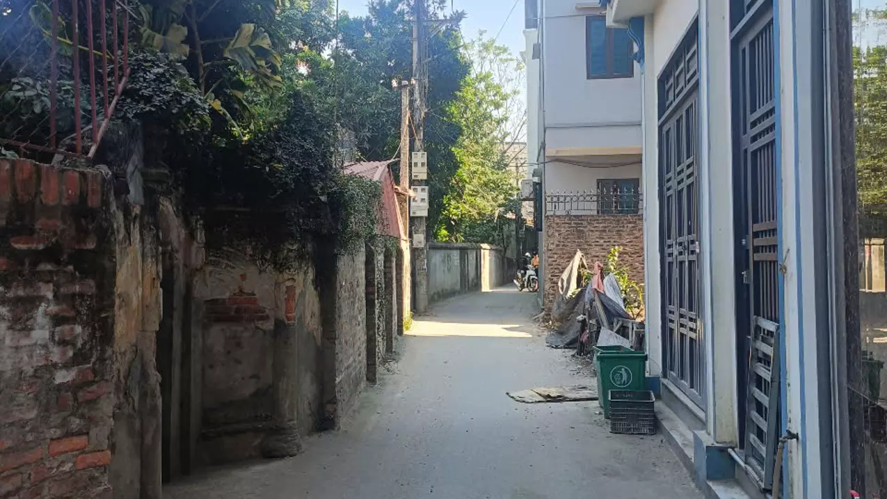 Nam Tu Liem