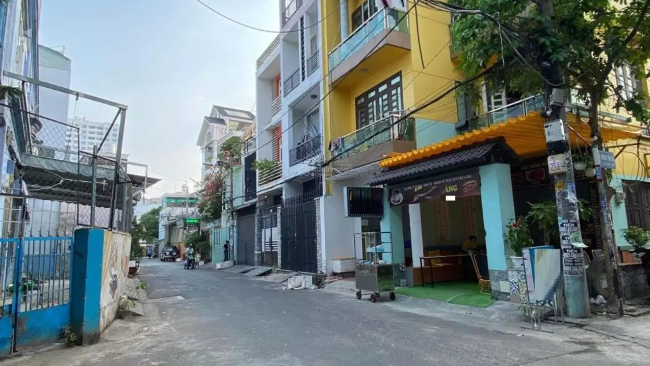 Tan Phu