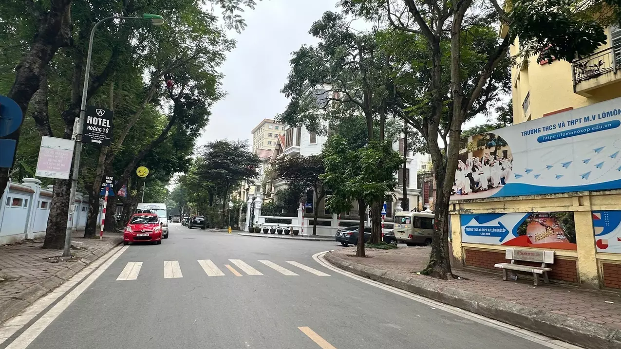 Nam Tu Liem