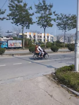 Nam Tu Liem