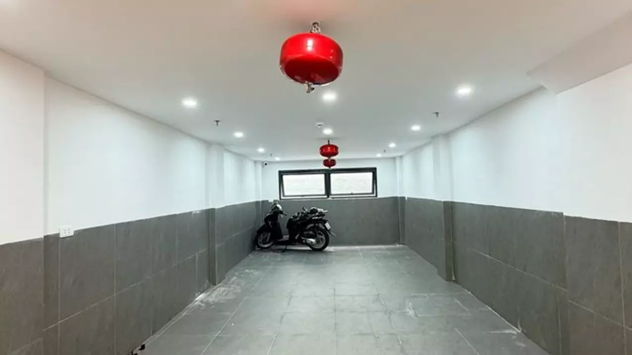 Nam Tu Liem