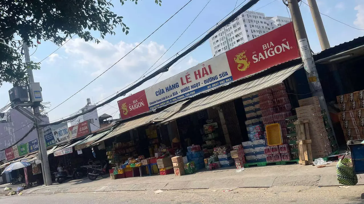 Tan Phu