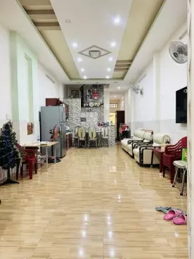 Binh Tan