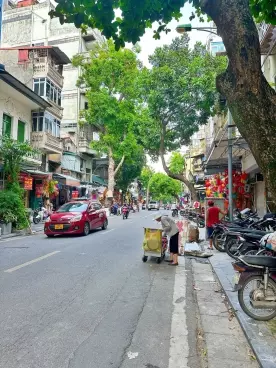 Hoan Kiem