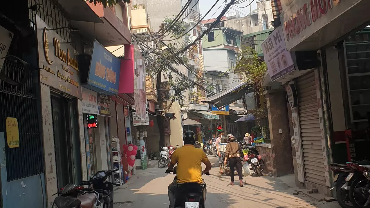 Nam Tu Liem