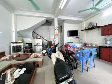 Hoang Mai