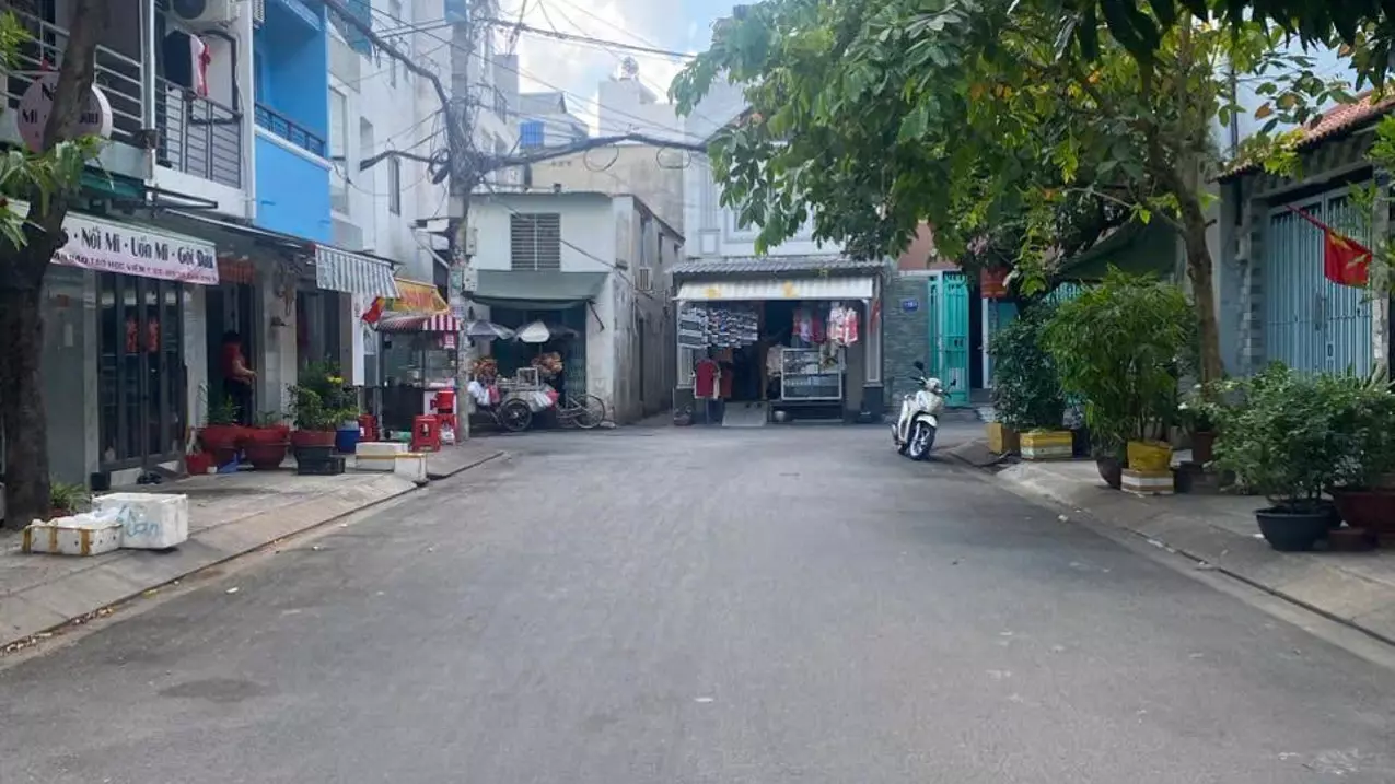 Tan Phu