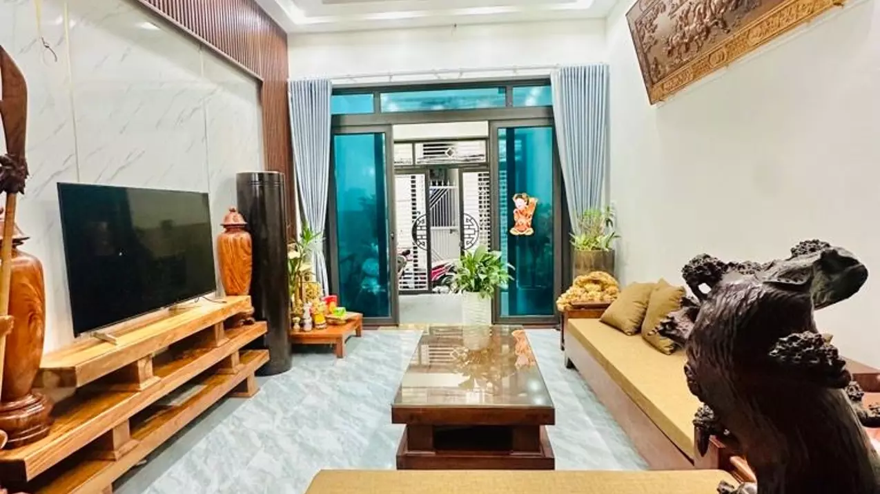 Hoang Mai