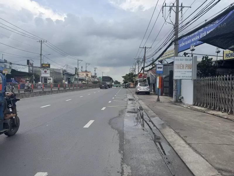 land for sale in front of national highway 13 - 4845m² opposite van phuc city - thu duc - price 260 billion (still negotiable)