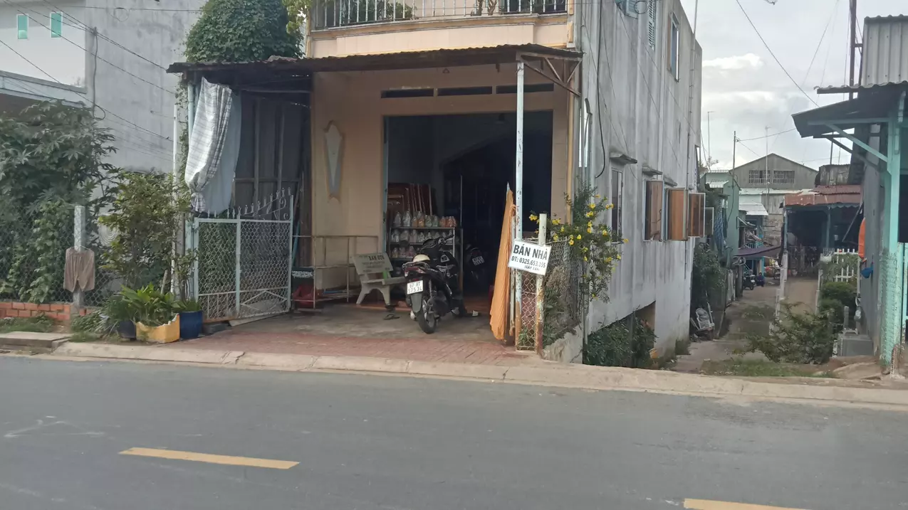 Chau Phu
