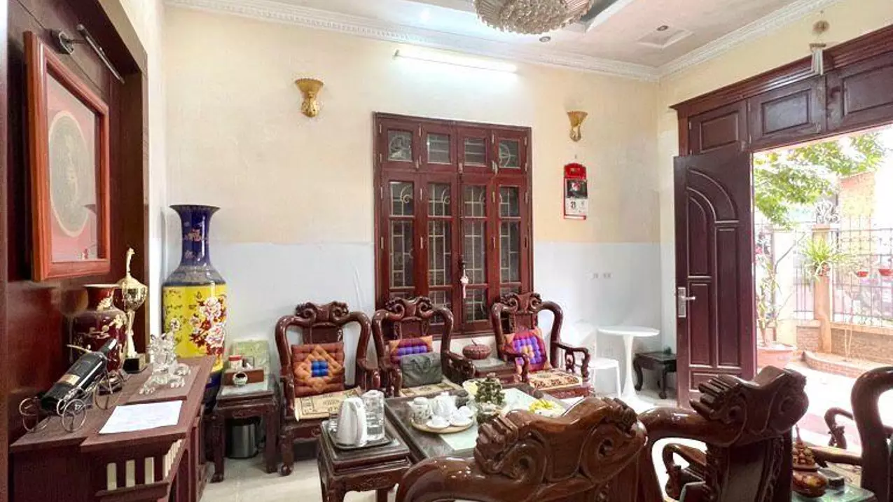 Nam Tu Liem