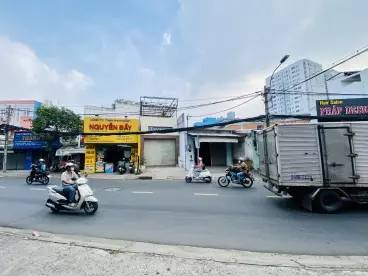 Tan Phu