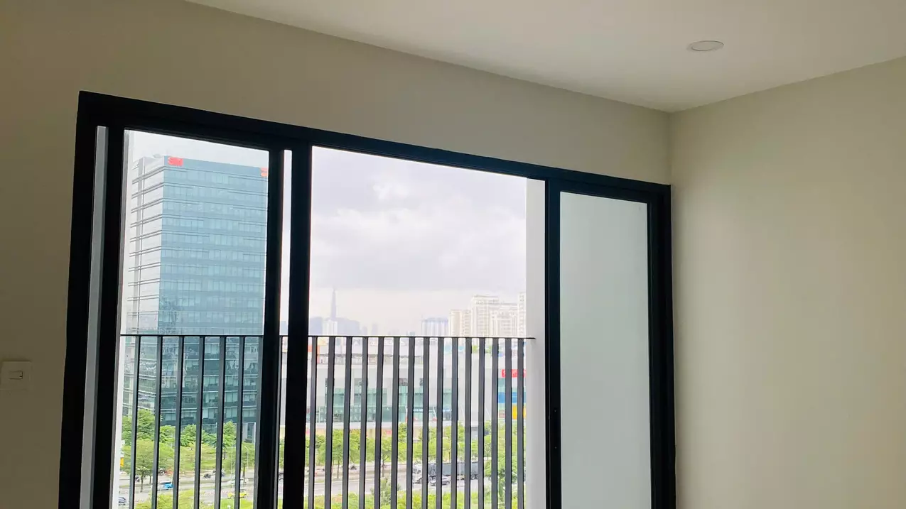 opportunity to own lavida plus q7 apartment at bargain price, 37m2, 1 bedroom, 9th floor, airy southeast view, pink book