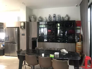 sale of luxury villa in gia hoa residential area, 12x16m, 1 ground floor and 2 floors full of high-end furniture, completed red book, contact:  meet tam (zalo)