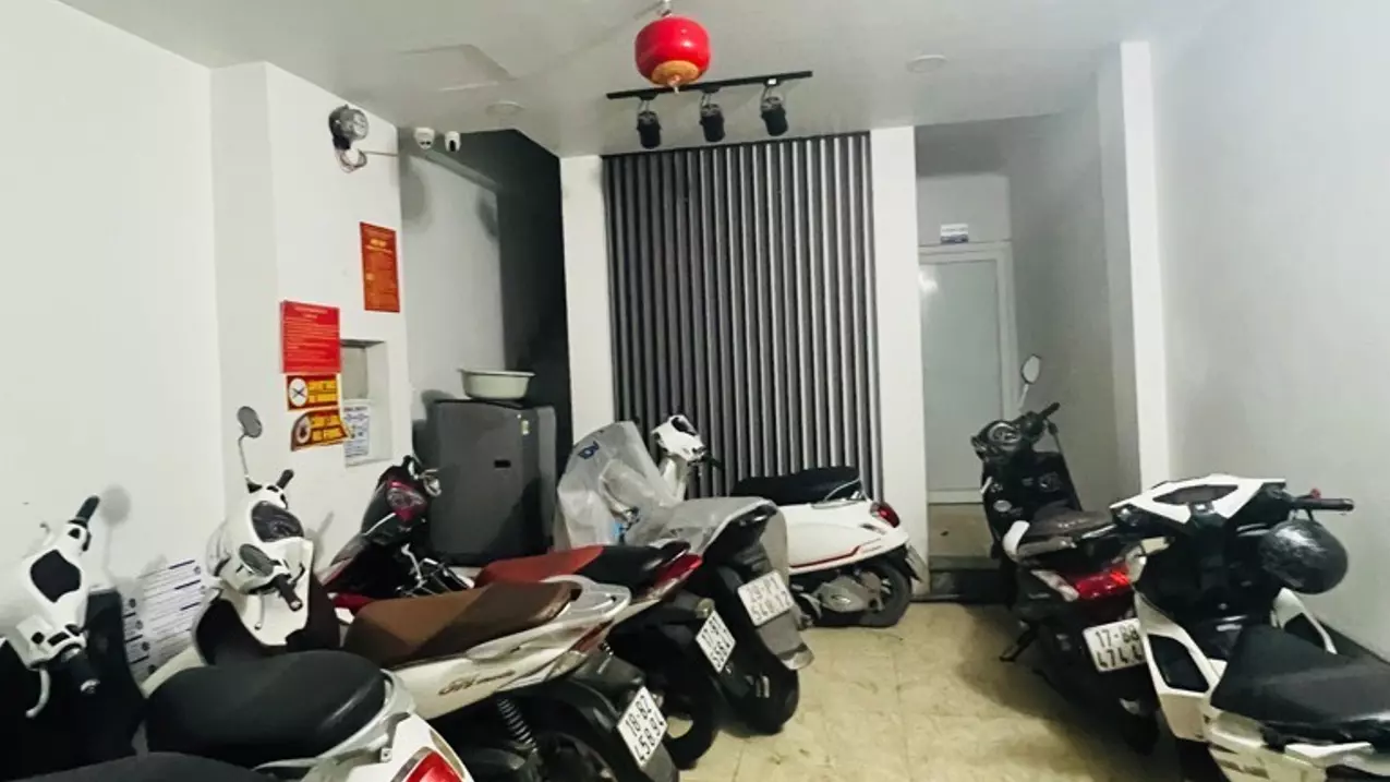 Nam Tu Liem