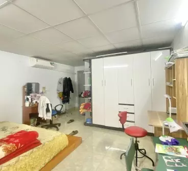 Hong Bang