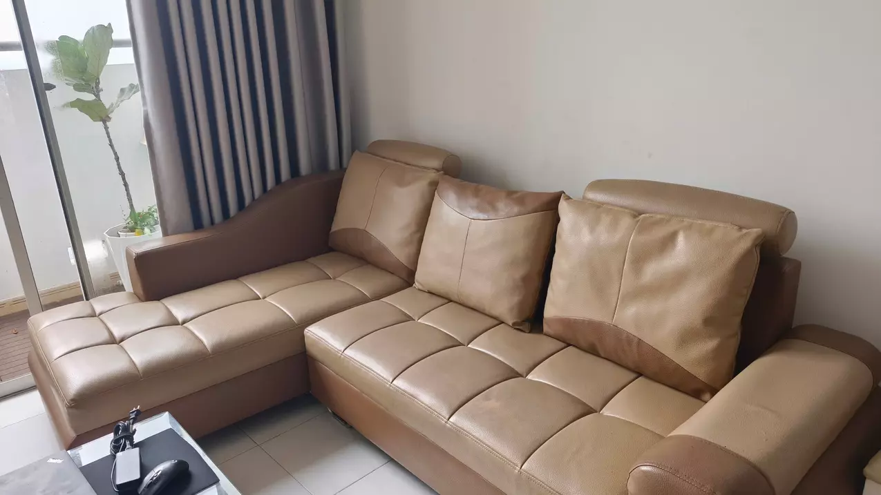 selling c/c nguyen van linh, nice view at hqc plaza, 1.4 billion, corner apartment 70 m2, 2 bedrooms, 2 bathrooms, binh chanh district, hcm