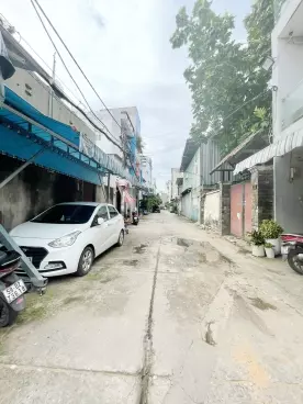Binh Tan